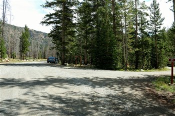 Hiking to Fourth of July And Washington Lakes